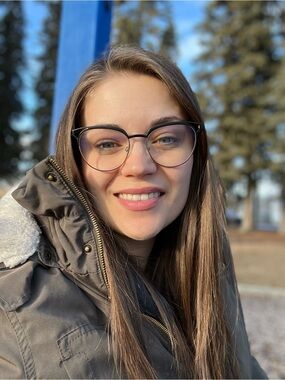 Meet your Posher, Lori-lynn